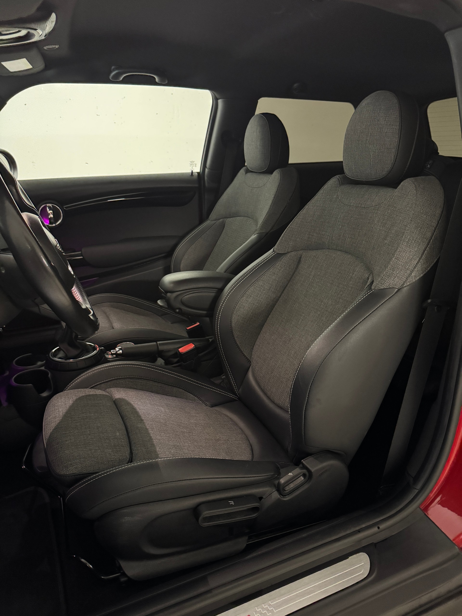 MINI Cooper S-image-8