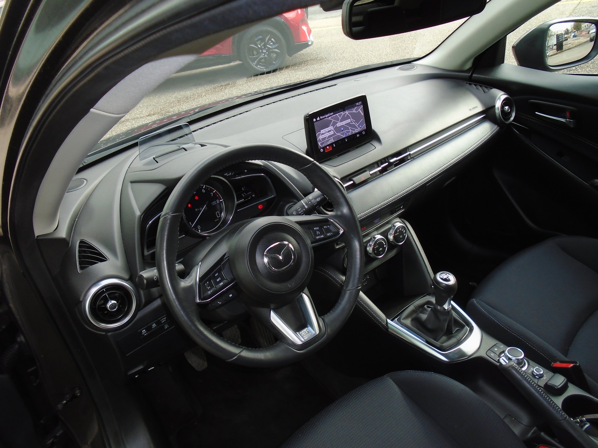 MAZDA 2 SKYACTIV-G 90 Mild Hybrid Revolution-image-7