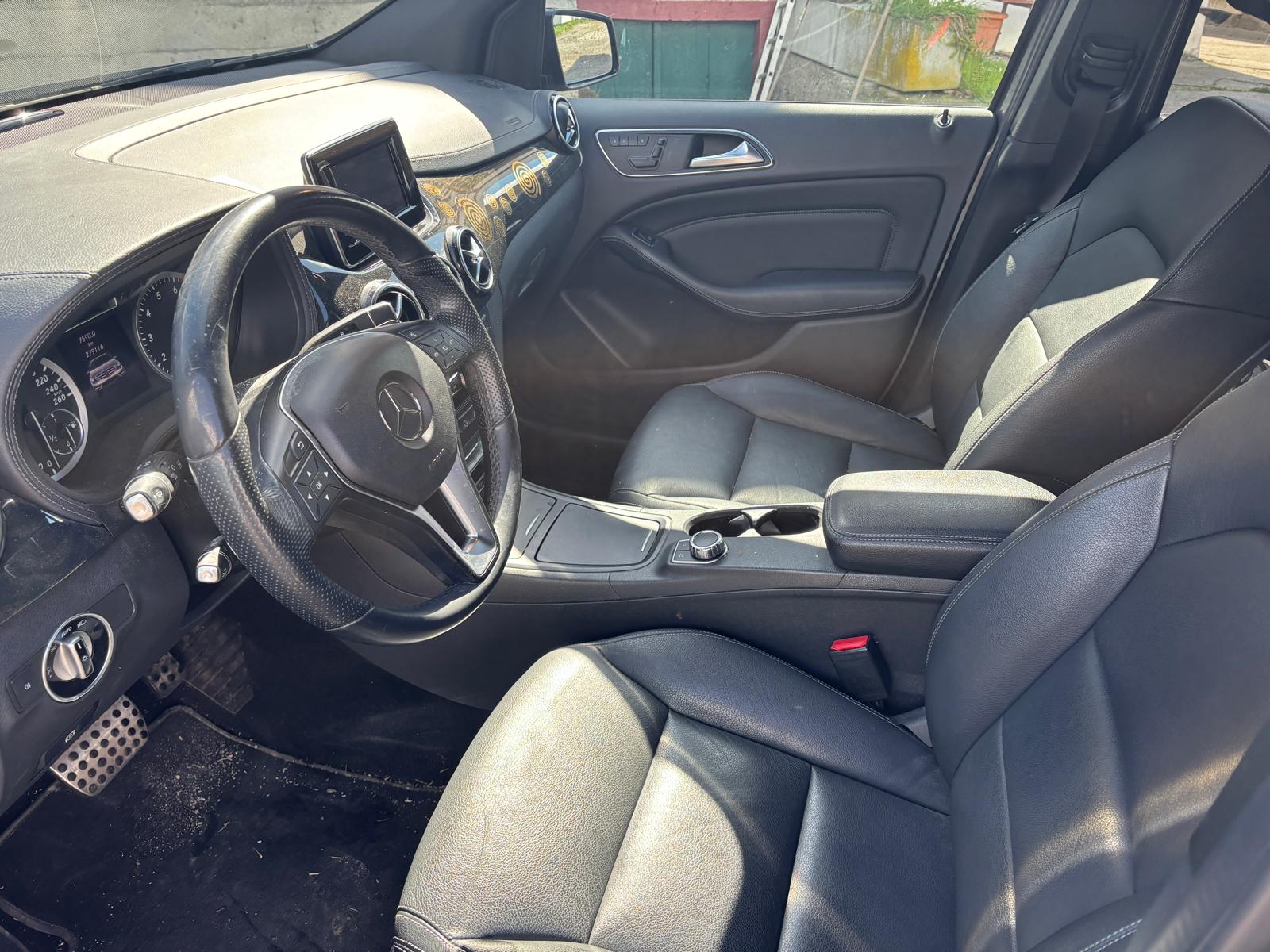 MERCEDES-BENZ B 220 4Matic 7G-DCT-image-8