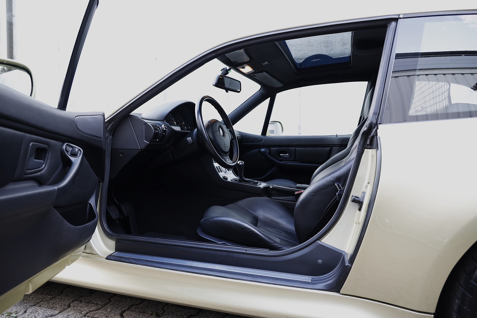 BMW Z3 3.0i Coupé-image-15