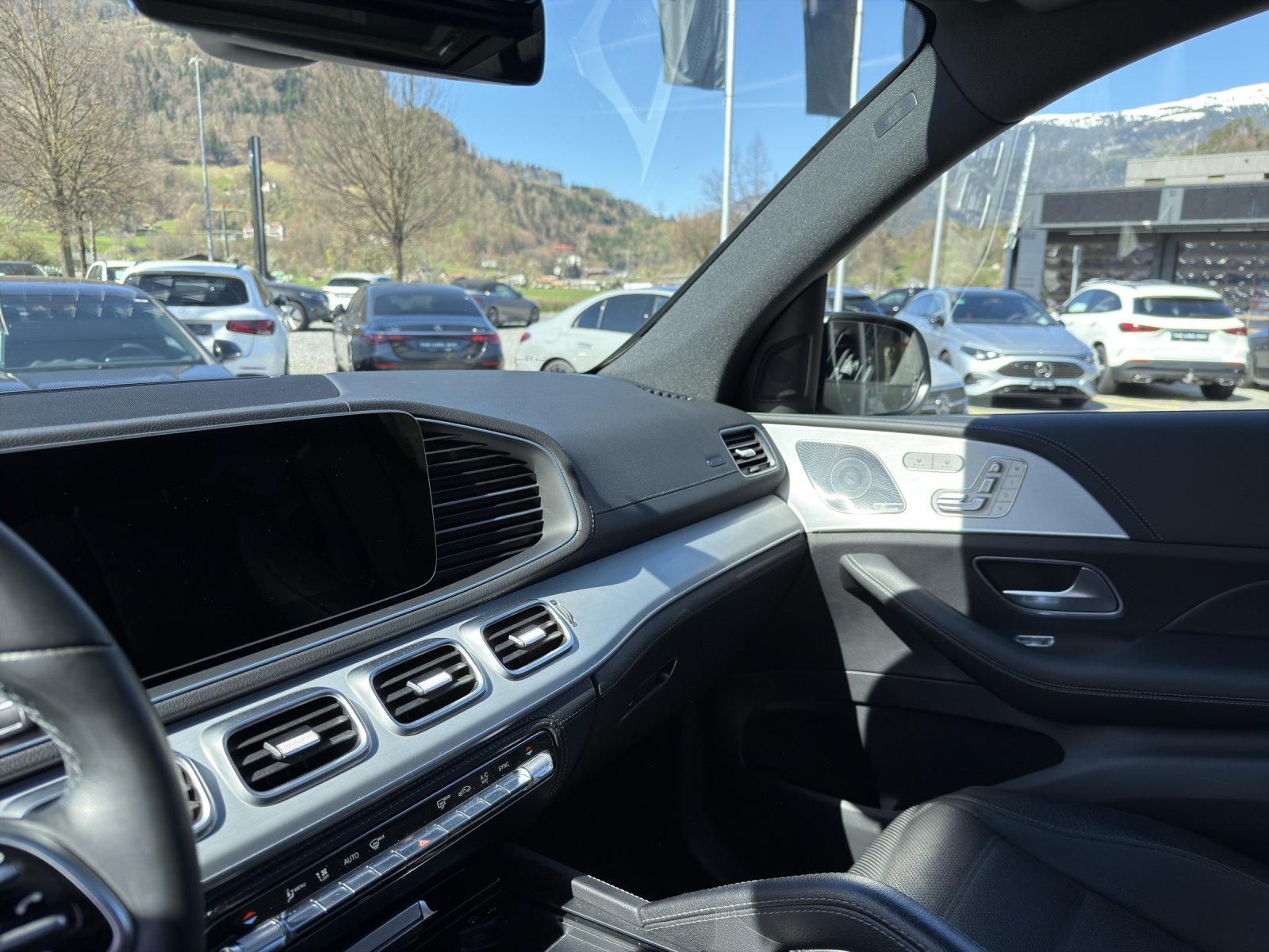 MERCEDES-BENZ GLE 400 d 4Matic AMG Line 9G-Tronic-image-10