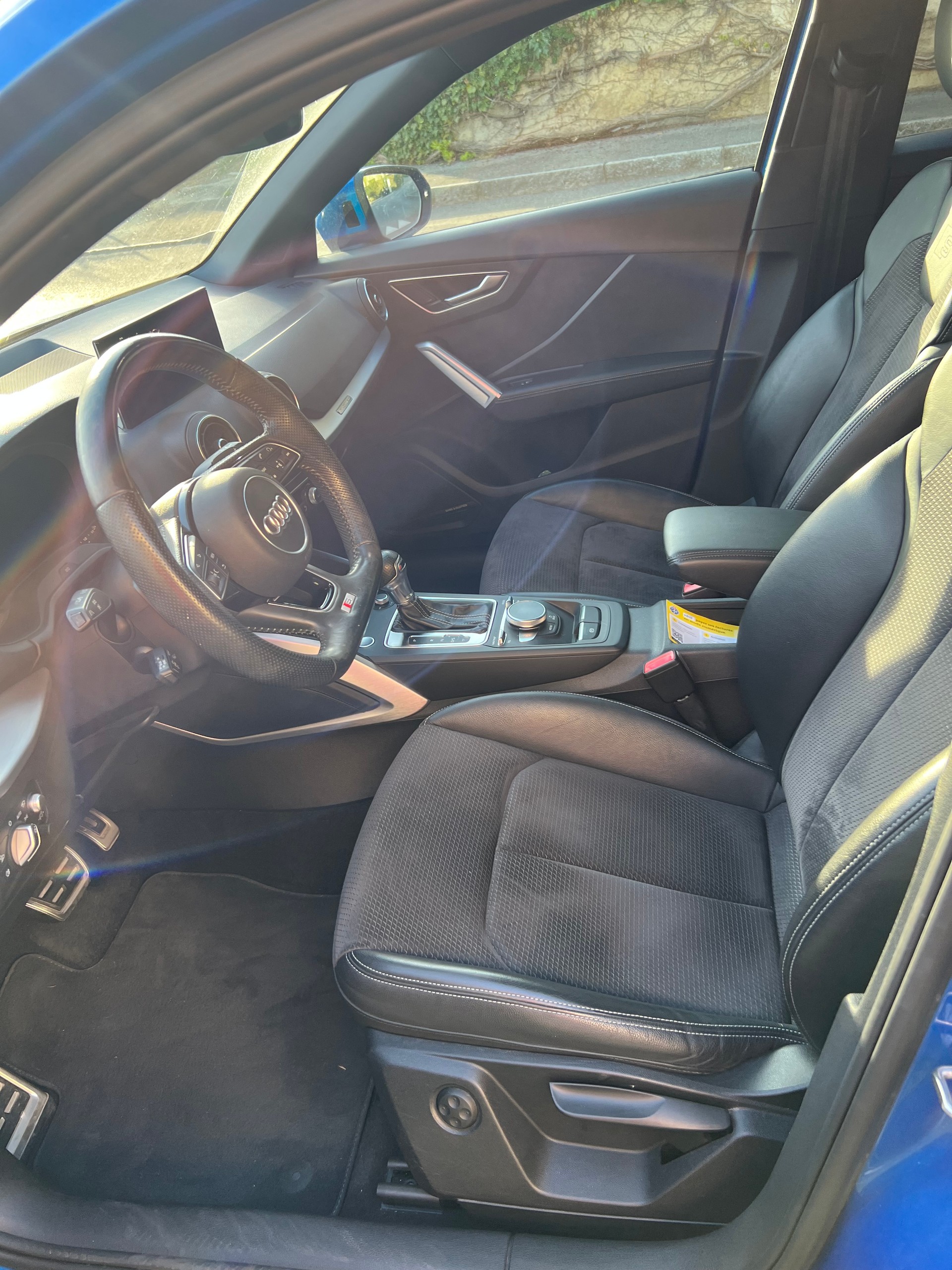 AUDI Q2 2.0 TDI design quattro S-tronic-image-3