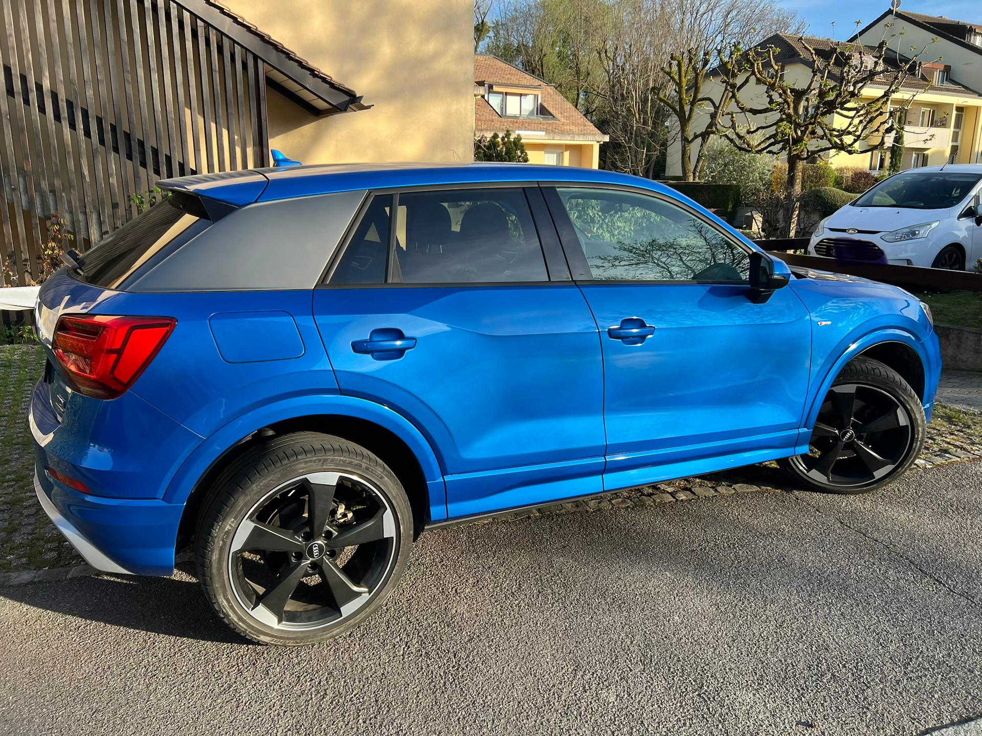 AUDI Q2 2.0 TDI design quattro S-tronic-image-2