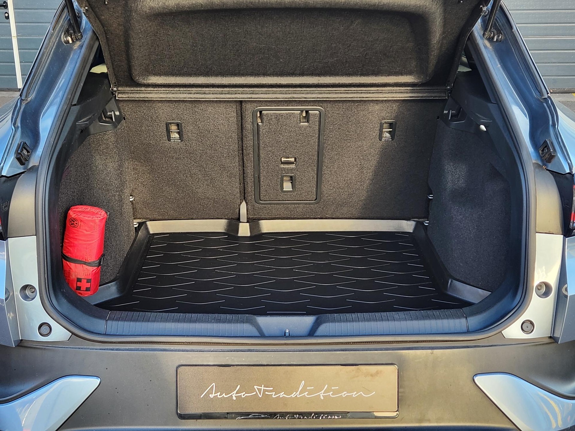 VW ID.4 GTX 77 kWh 4Motion ** ASSISTENZ PAKET -SPORT PAKET -DESIGN PAKET - BATT.ZERTIFIKAT -GARANTIE BIS 09.2029-image-6