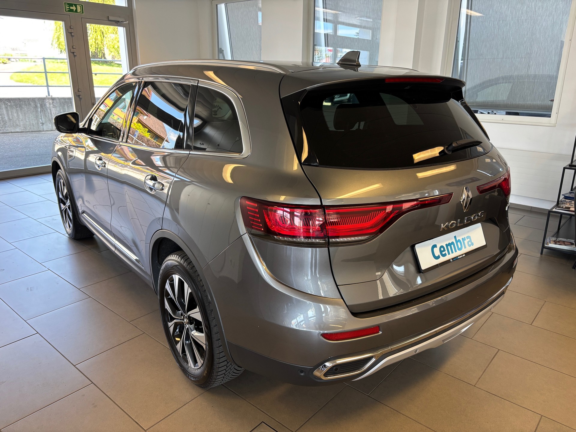 RENAULT Koleos 2.0 dCi Techno 4WD Xtronic CVT-image-3