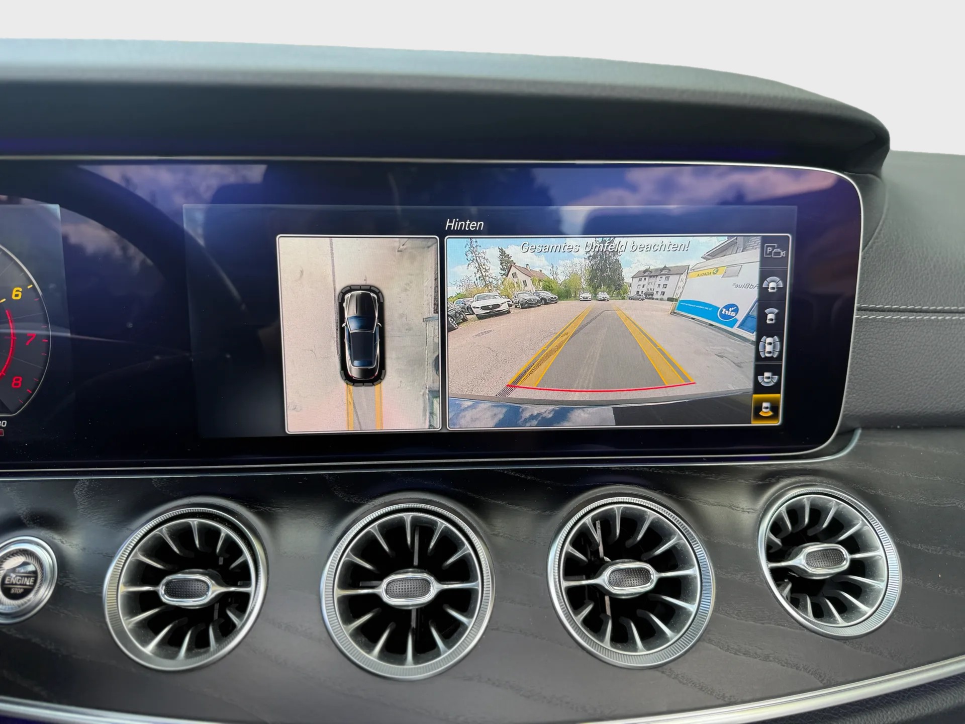 MERCEDES-BENZ E 300 Cabriolet AMG Line 9G-Tronic-image-12