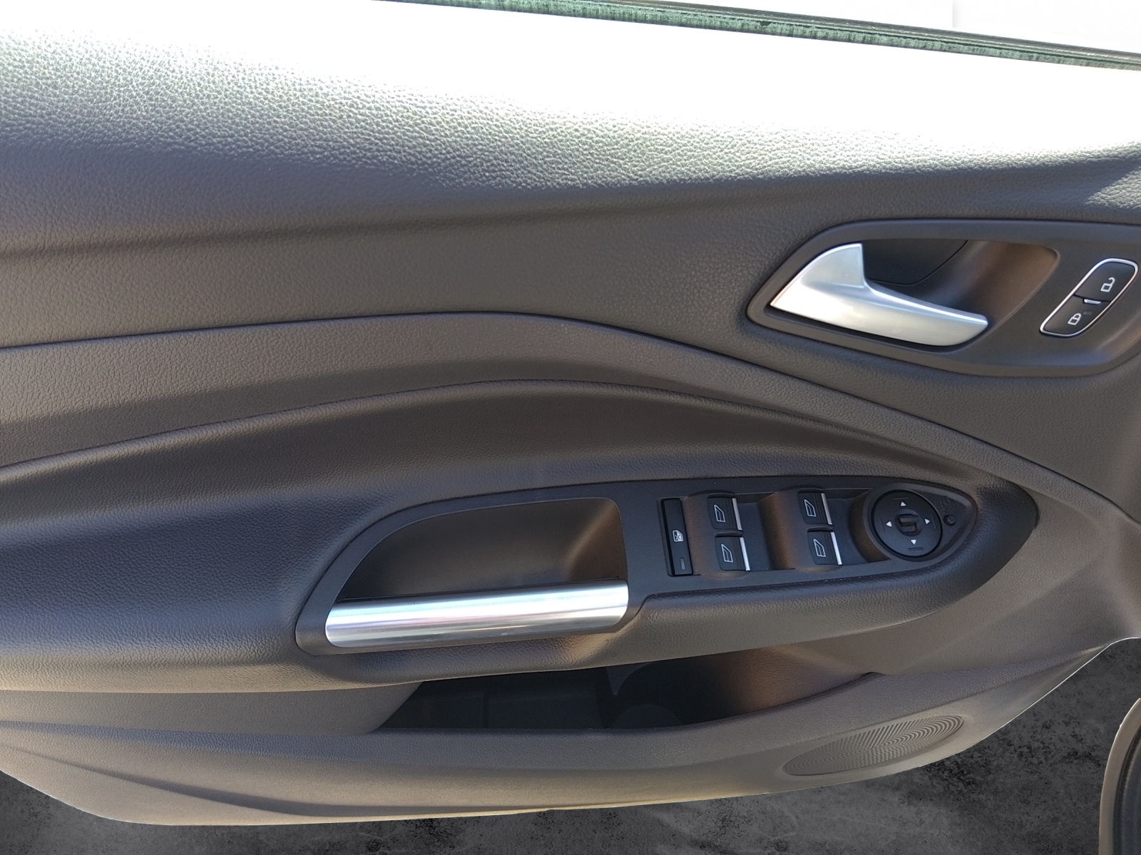 FORD Kuga 2.0 EcoB 240 PS ST-Line-image-11