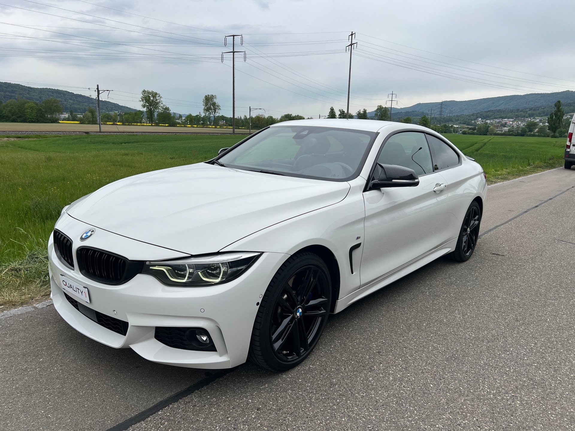 BMW 440i Coupé xDrive M Sport Steptronic-image-1