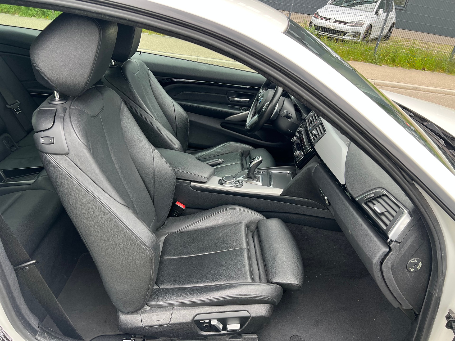 BMW 440i Coupé xDrive M Sport Steptronic-image-29