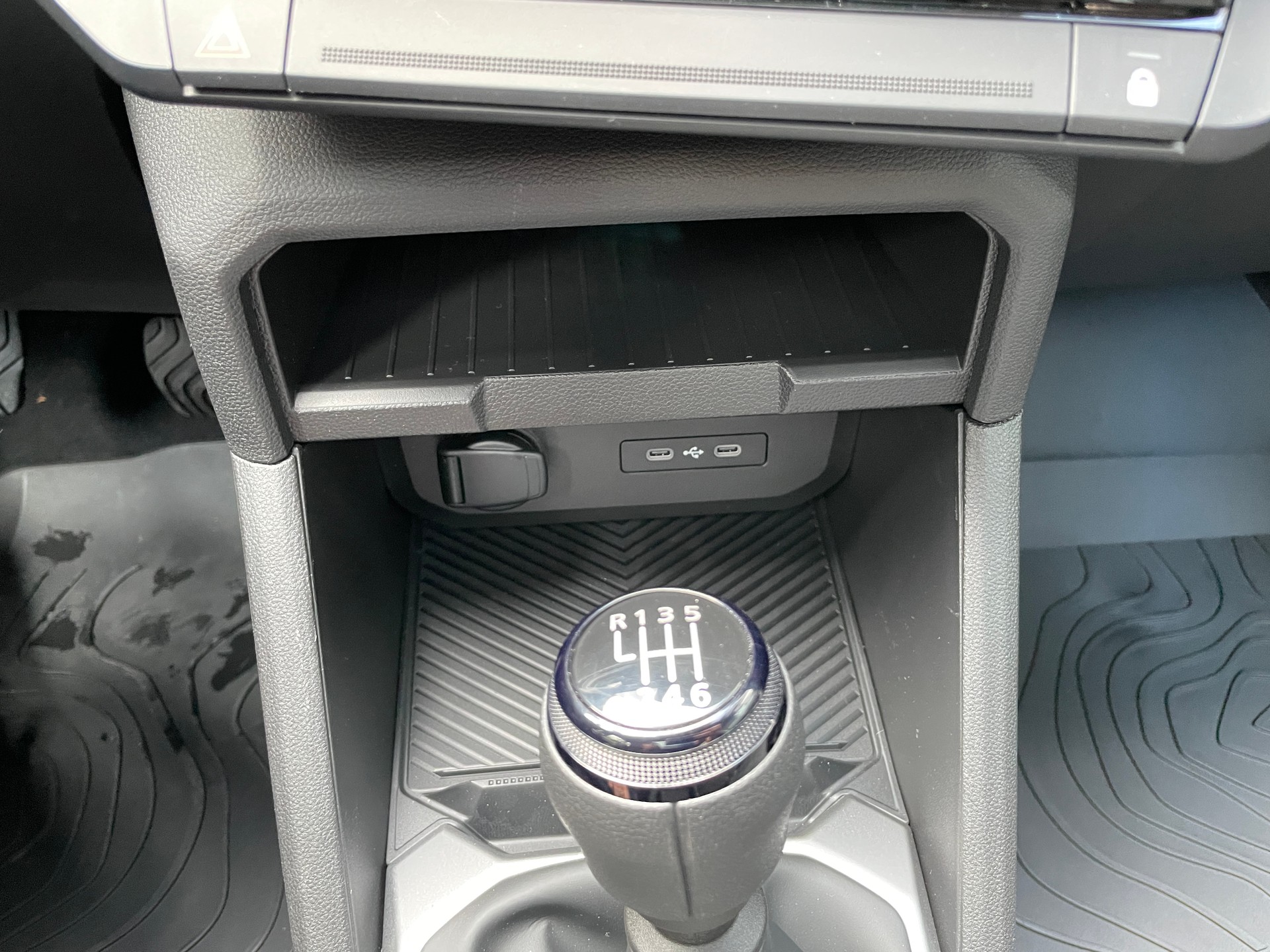 DACIA Bigster TCe 140 48V Extreme-image-26