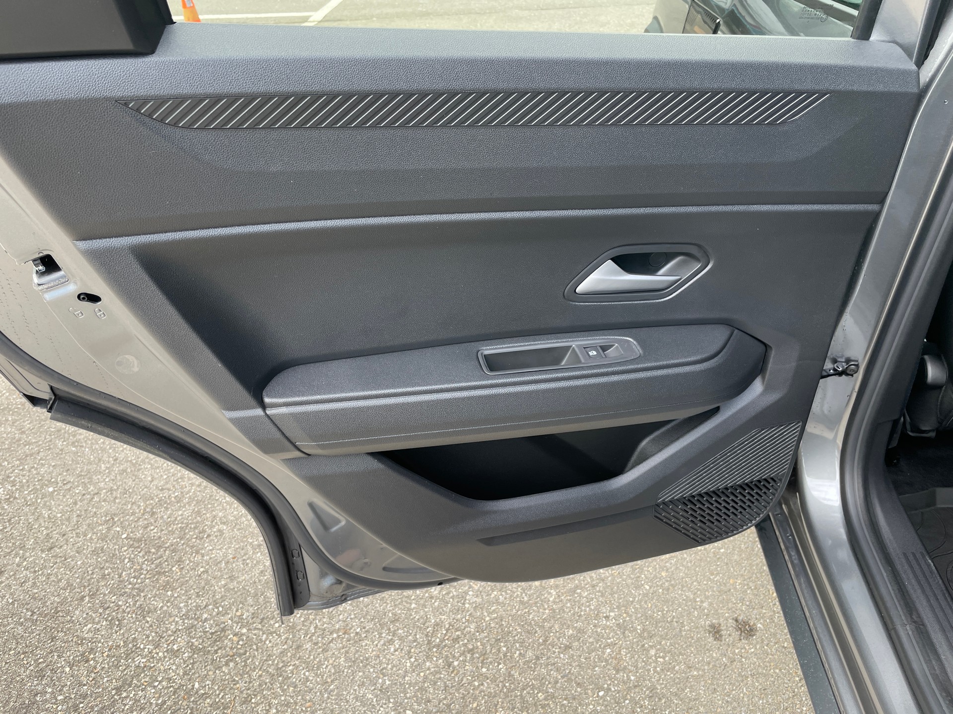 DACIA Bigster TCe 140 48V Extreme-image-16