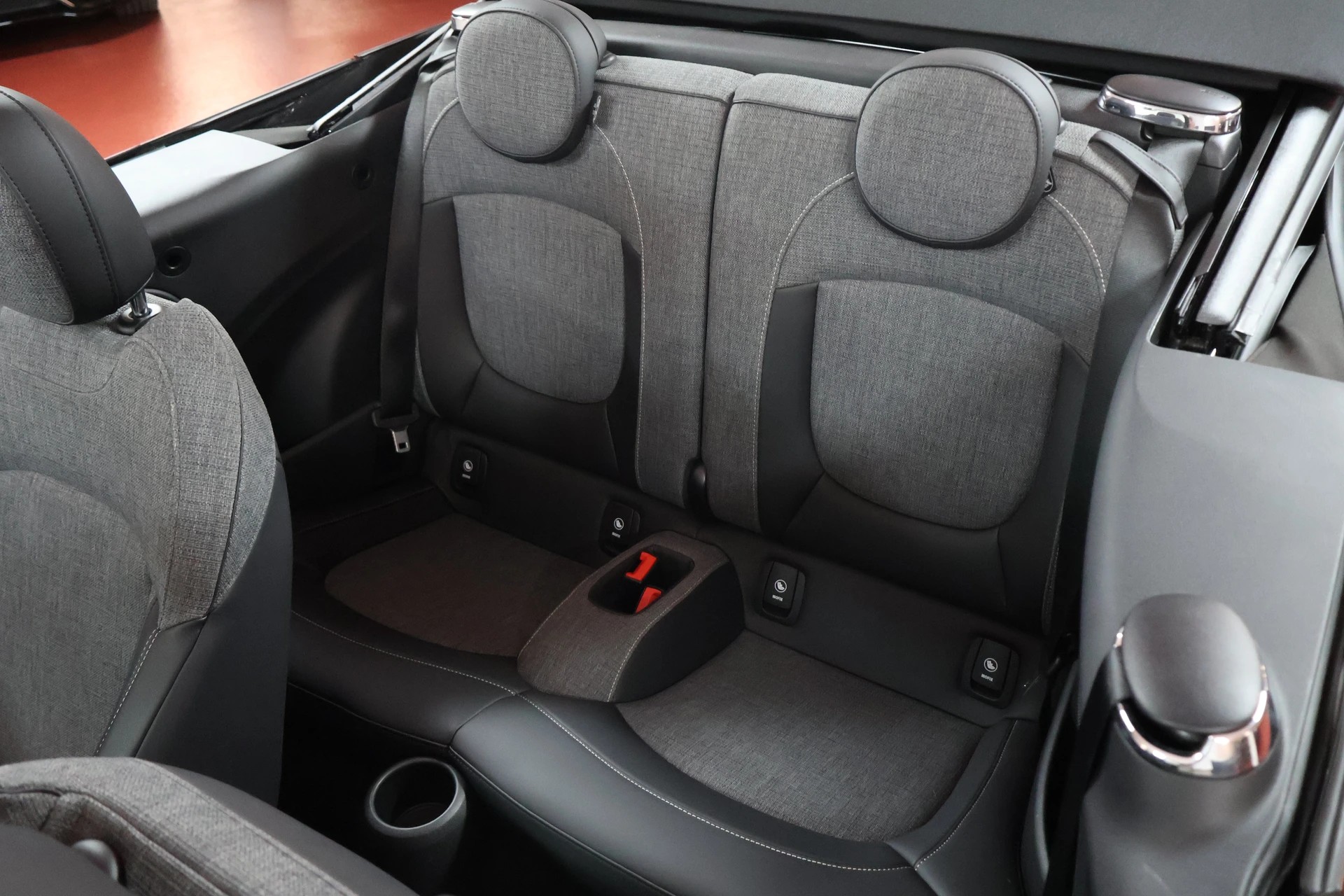 MINI Cooper S Cabriolet DKG-image-14