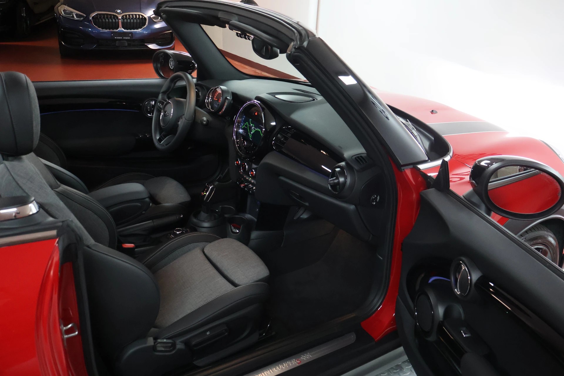 MINI Cooper S Cabriolet DKG-image-12