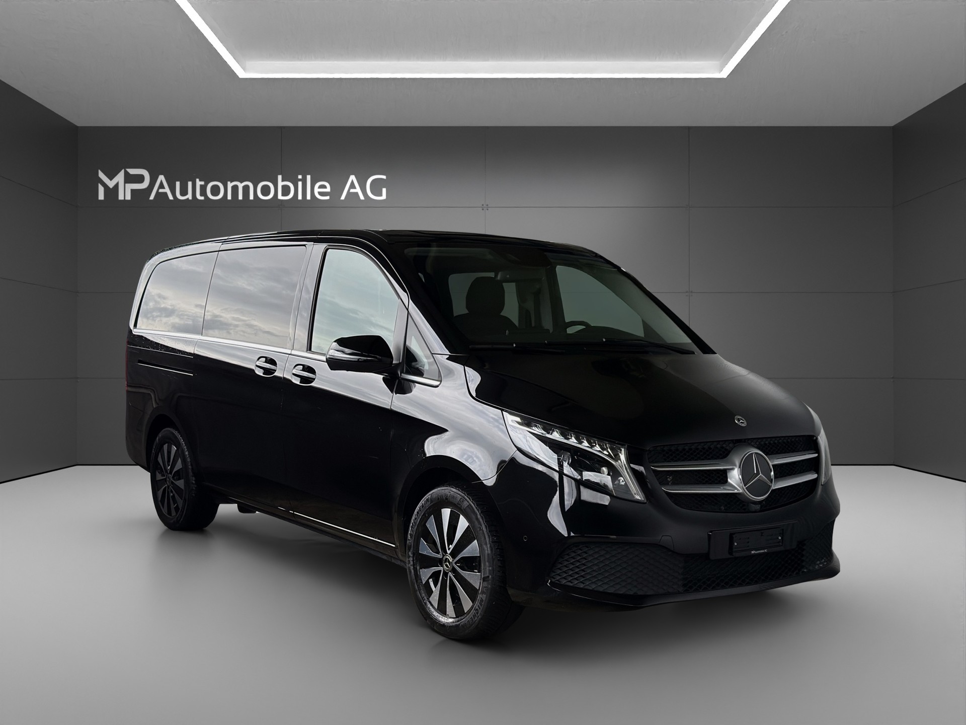 MERCEDES-BENZ V 250 d lang Avantgarde 4Matic G-Tronic-showroom-element-1