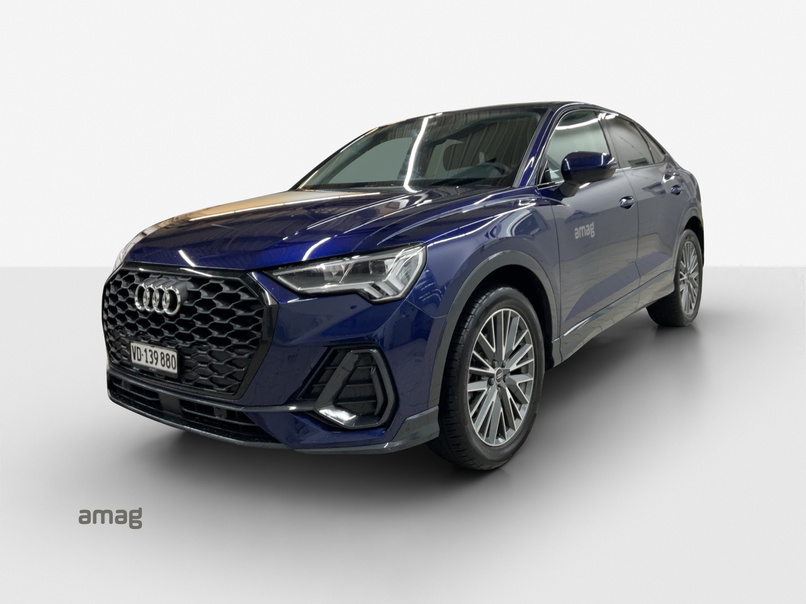 AUDI Q3 Sportback 35 TFSI Attraction S-tronic-image-0