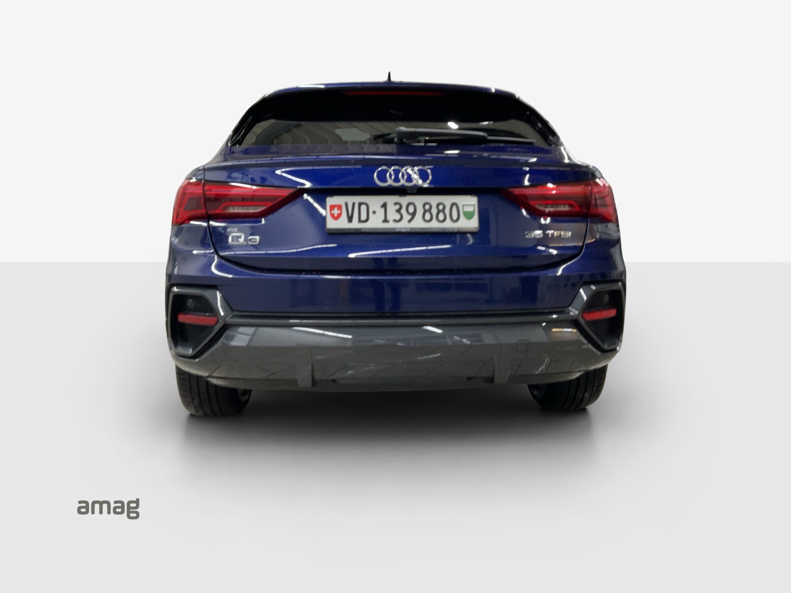 AUDI Q3 Sportback 35 TFSI Attraction S-tronic-image-3