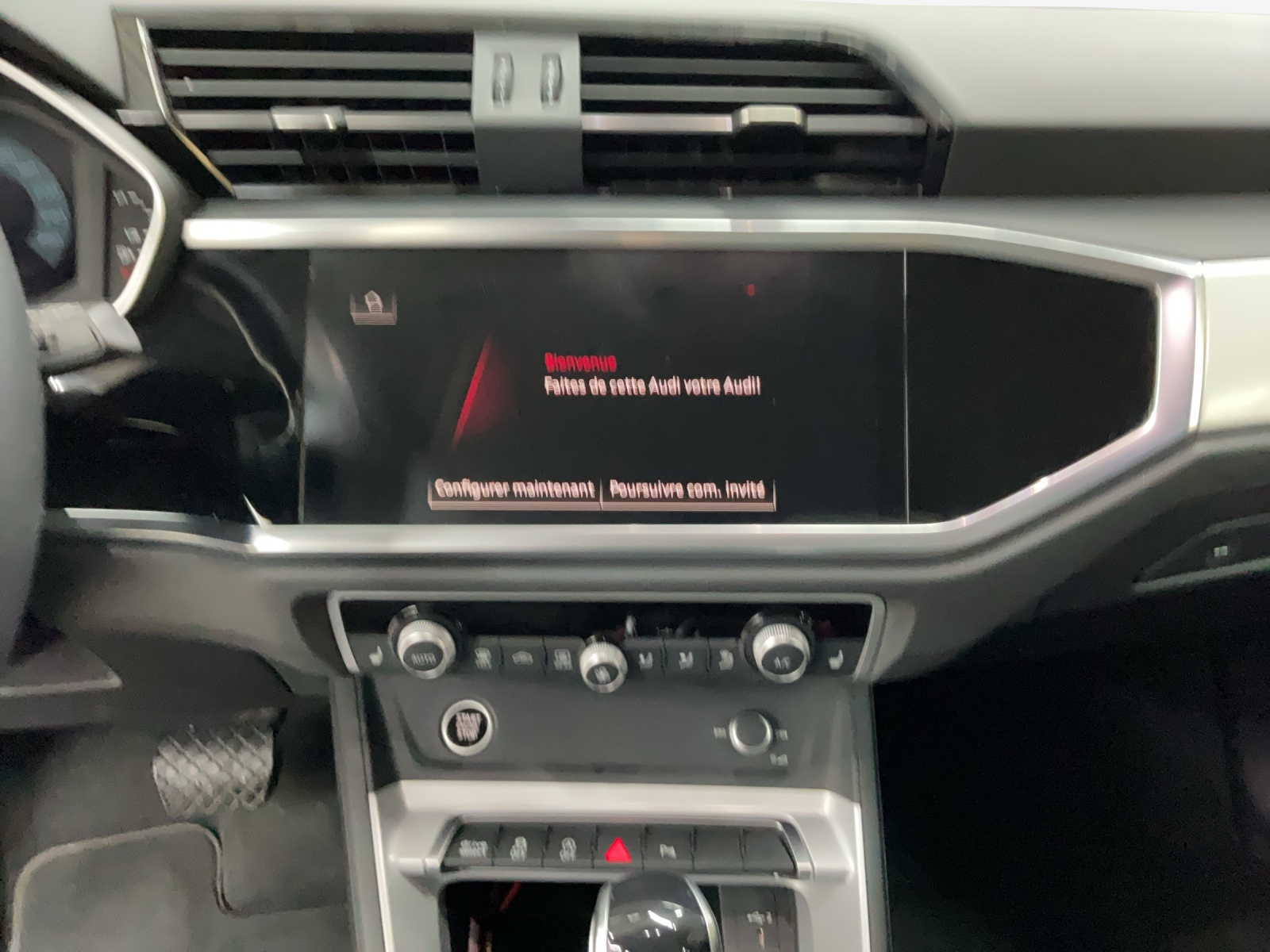 AUDI Q3 Sportback 35 TFSI Attraction S-tronic-image-10
