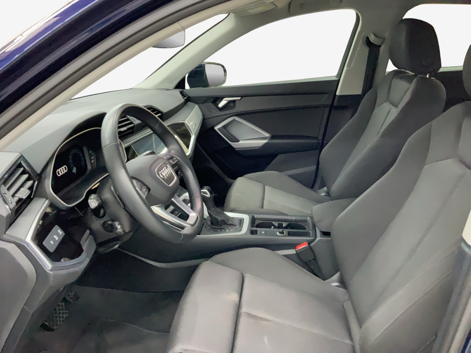 AUDI Q3 Sportback 35 TFSI Attraction S-tronic-image-7