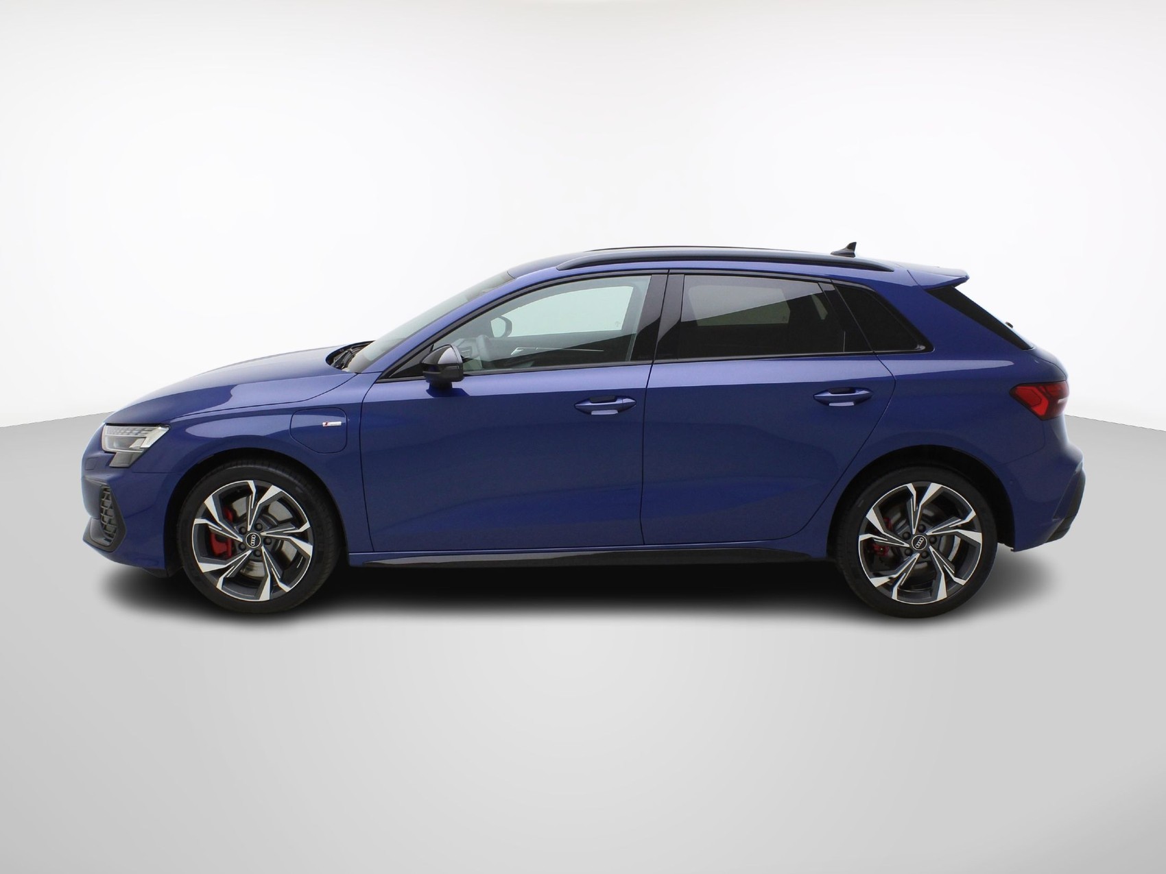 AUDI A3 Sportback 45 TFSI e S Line S-Tronic **Audi Werksgarantie bis 08/2030**-image-2