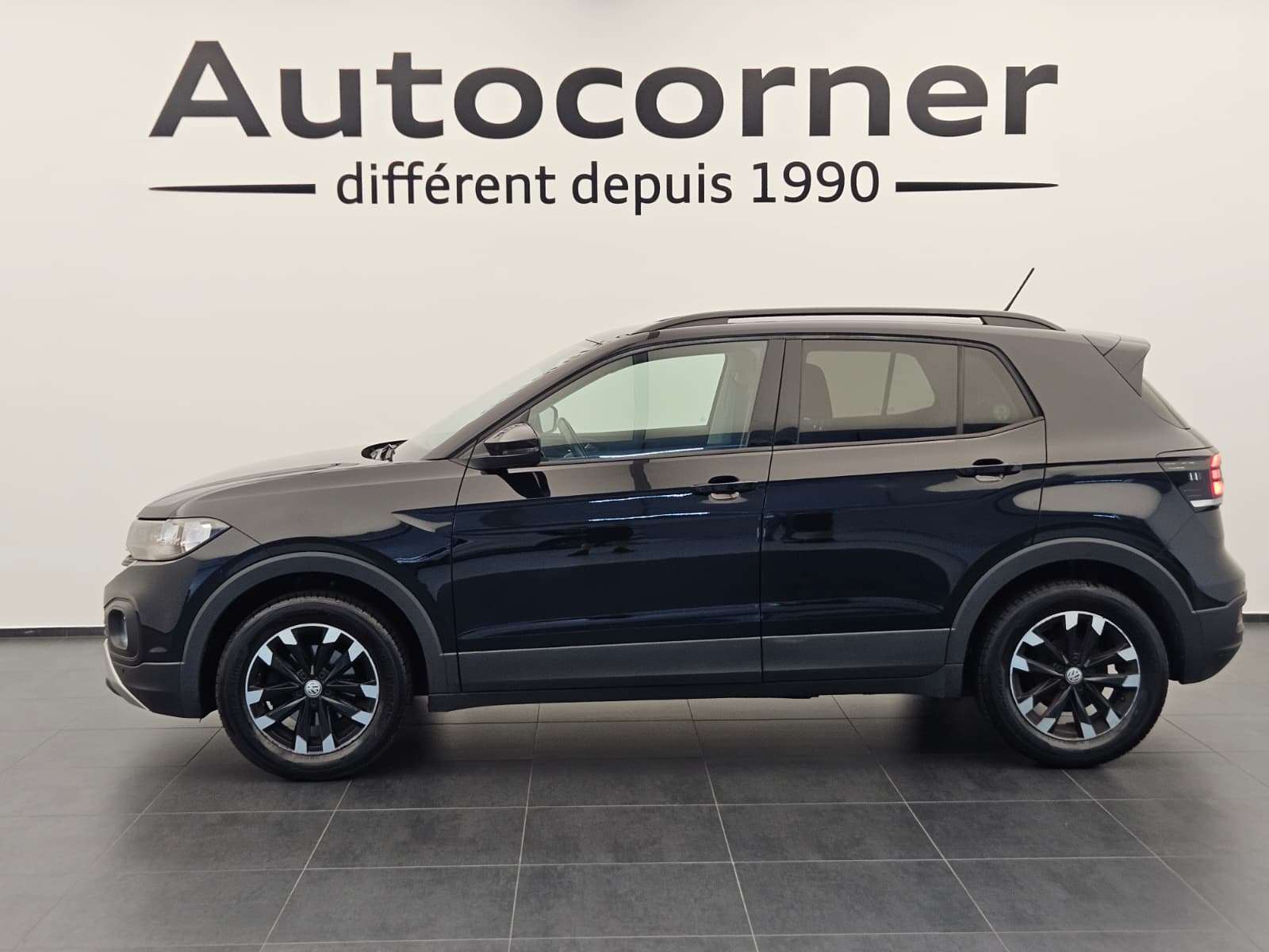 VW T-Cross 1.0 TSI Life-image-1