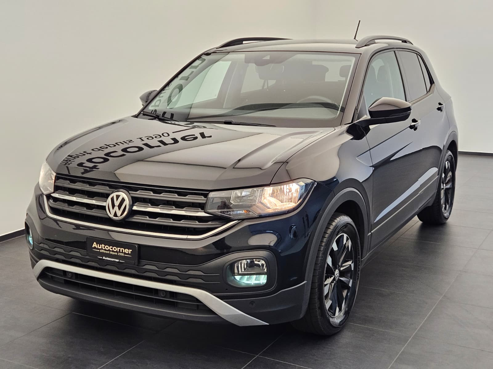 VW T-Cross 1.0 TSI Life-image-2
