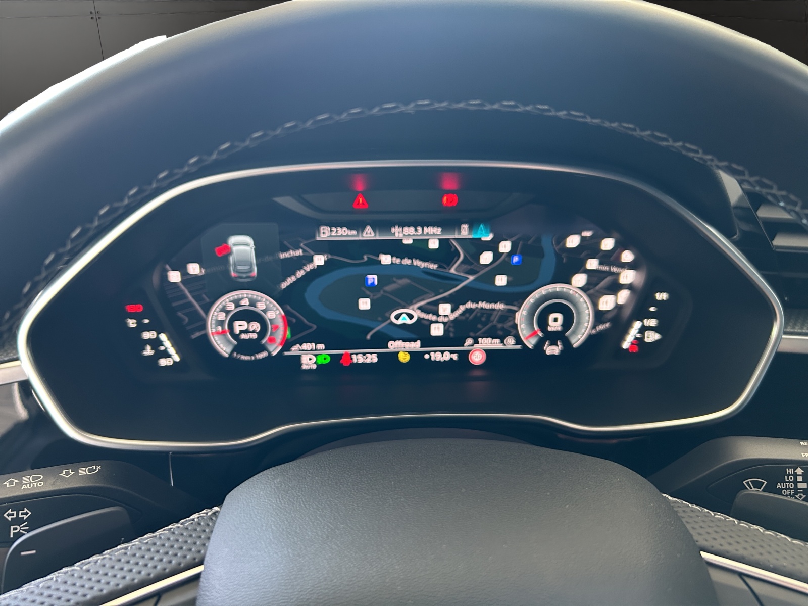 AUDI Q3 Sportback 40 TFSI S line quattro S-tronic-image-9