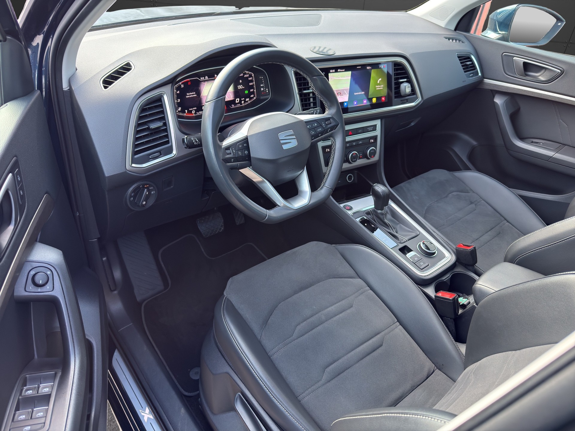 SEAT Ateca 2.0 TDI CR Xperience 4Drive DSG Panorama Dach-image-9