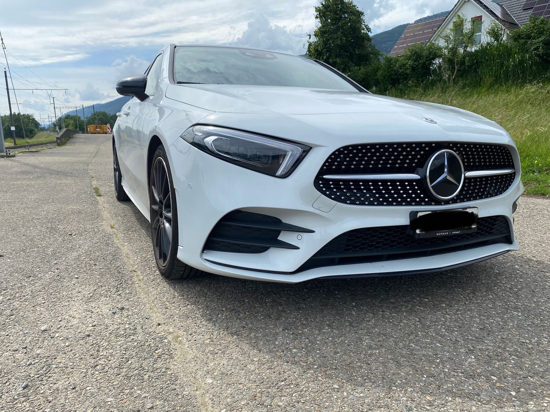 MERCEDES-BENZ A 250 4MATIC AMG-Line-image-1