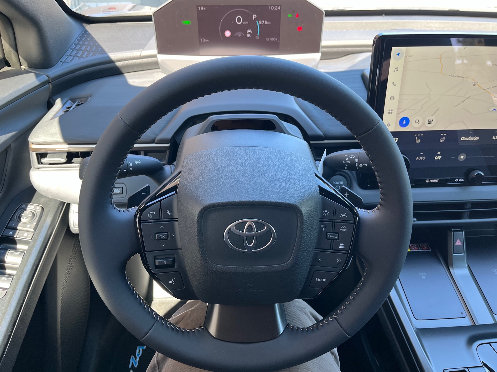 TOYOTA bZ4X Touring Style FWD-image-15