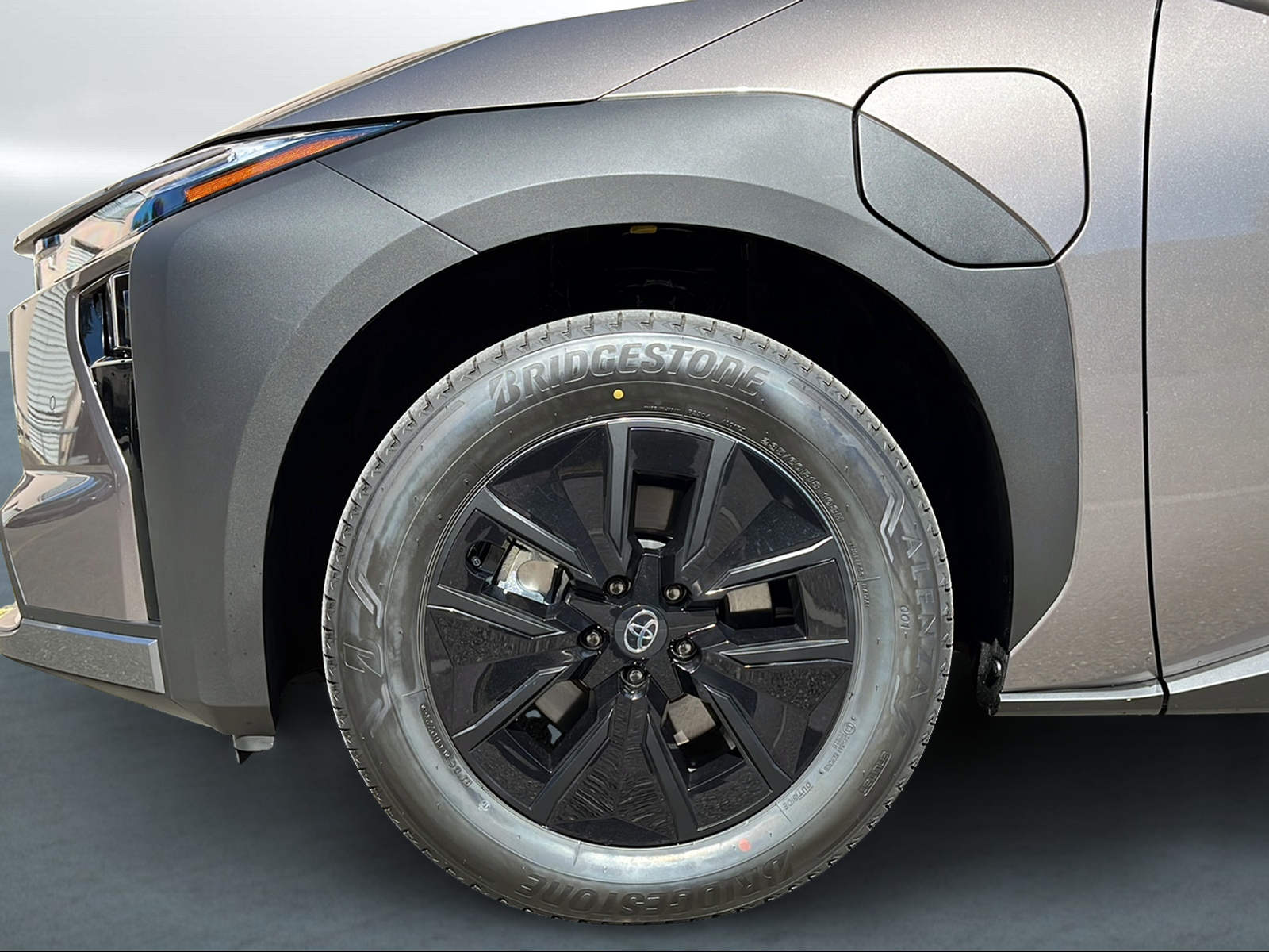 TOYOTA bZ4X Touring Style FWD-image-4