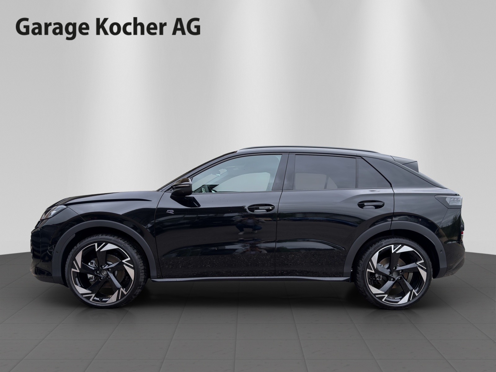 VW T-Roc 1.5 eTSI mHEV R-Line DSG-image-2