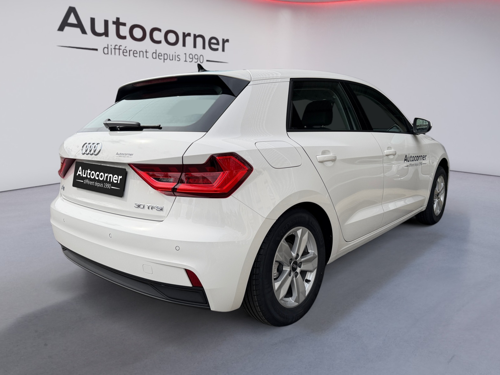 AUDI A1 Sportback 30 TFSI Attraction-image-4
