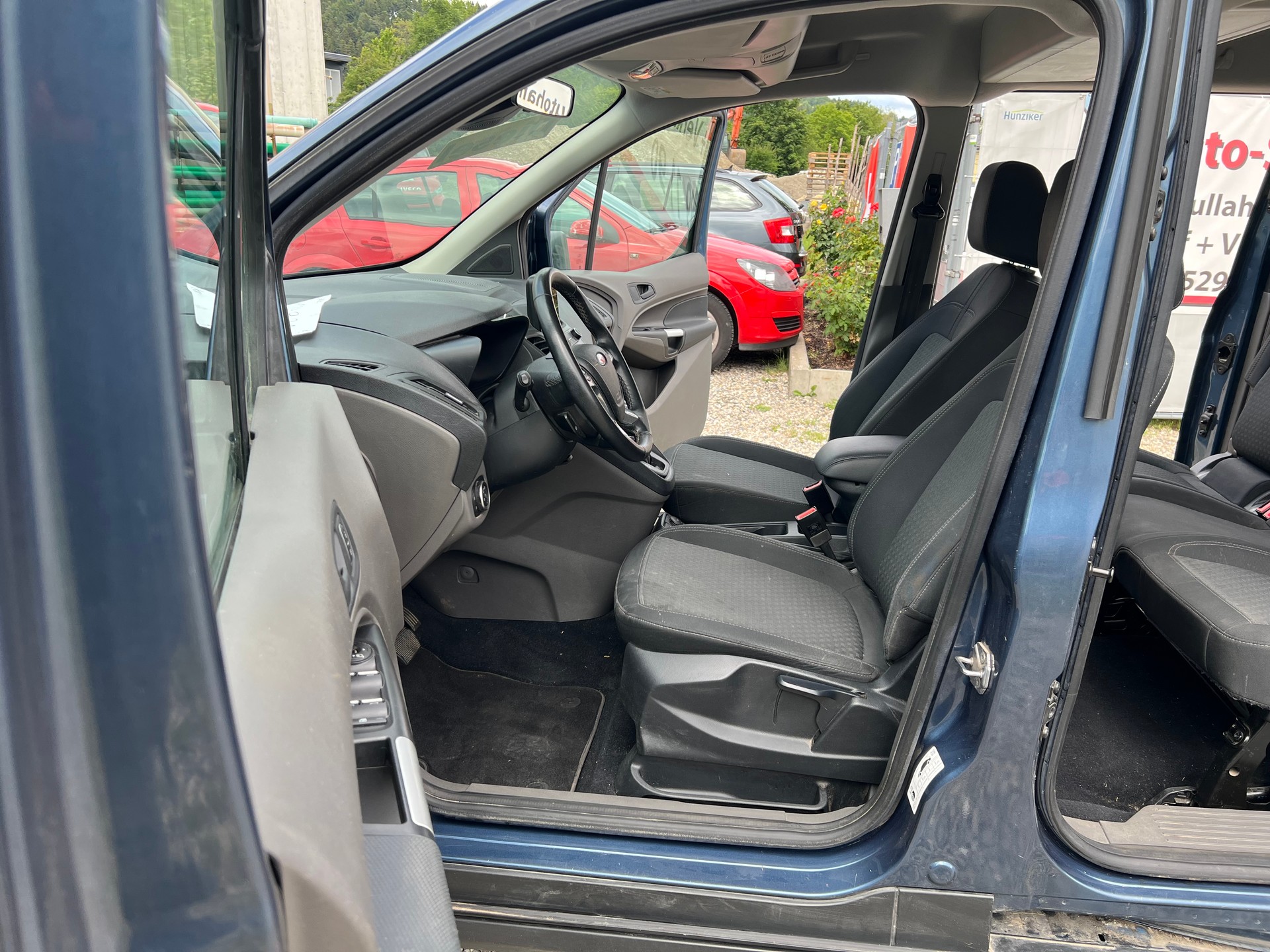 FORD Tourneo Connect 1.5 EcoBlue Titanium Automat-image-7