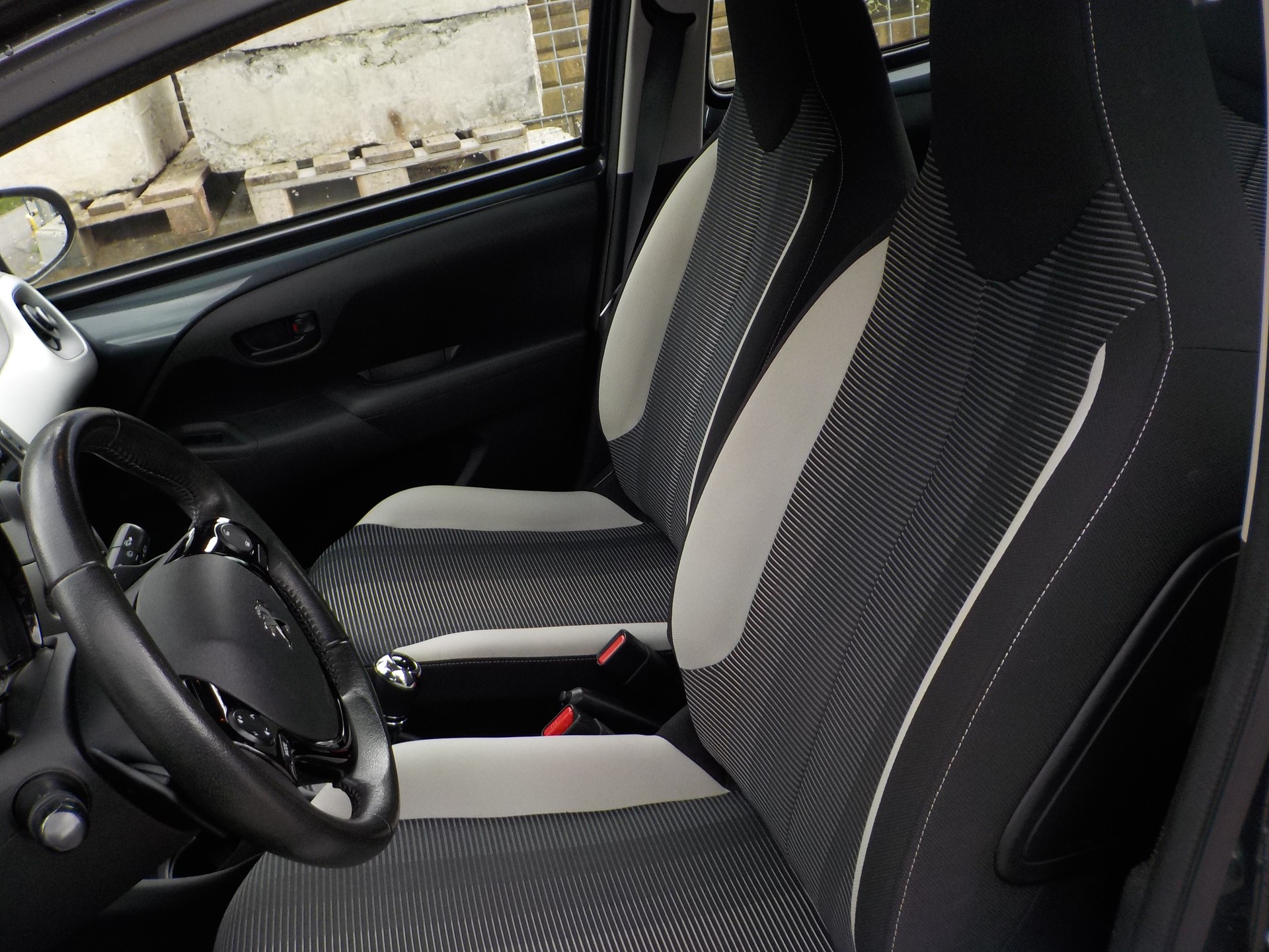PEUGEOT 108 1.0 VTi Active Top ETG-image-8