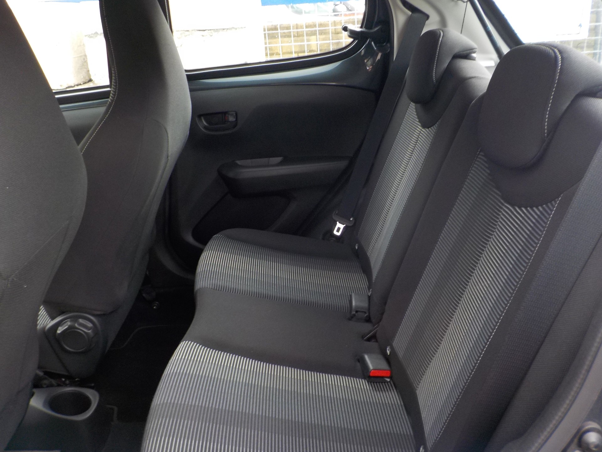 PEUGEOT 108 1.0 VTi Active Top ETG-image-7