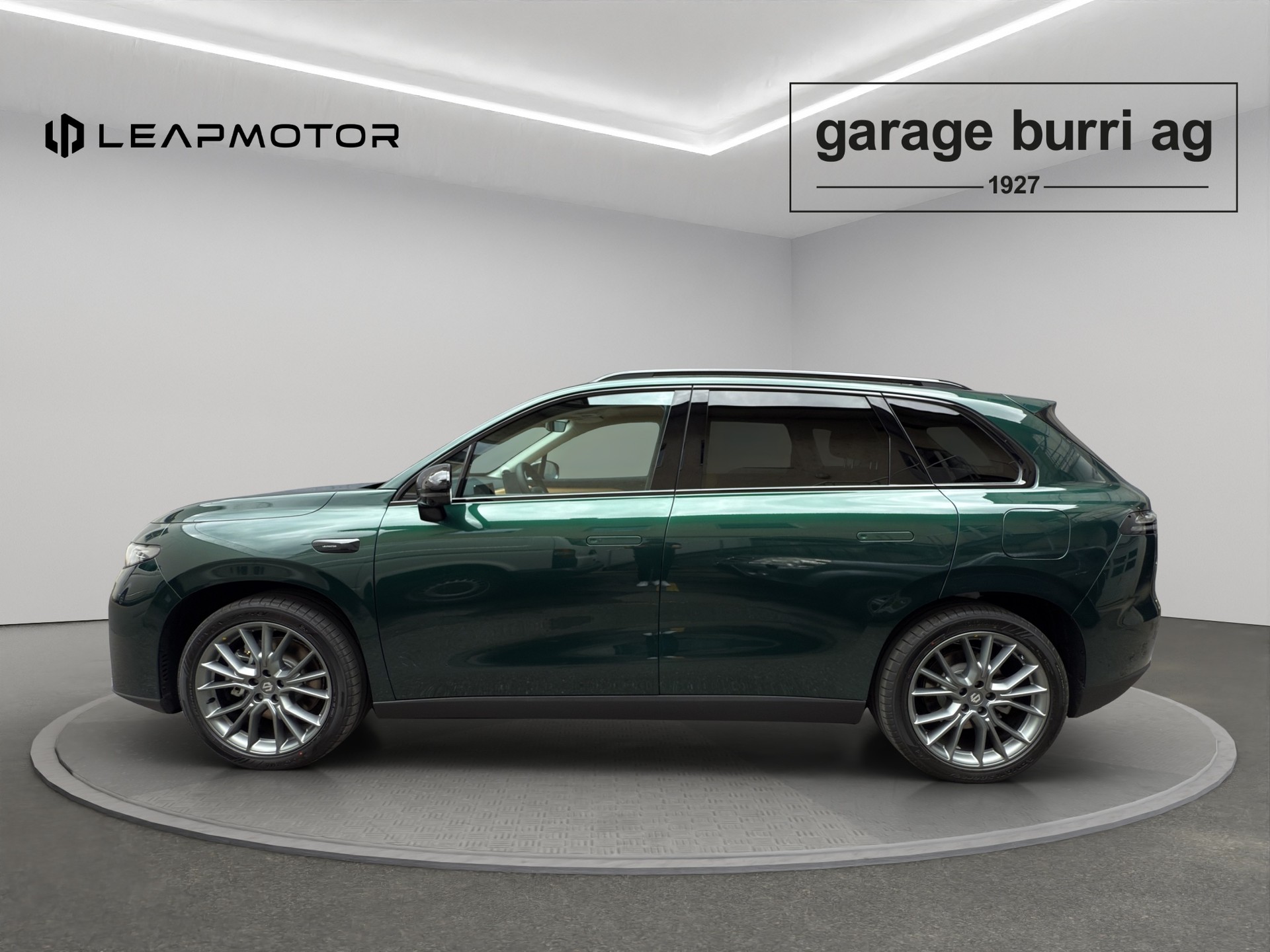 LEAPMOTOR C10 EV AWD-image-2