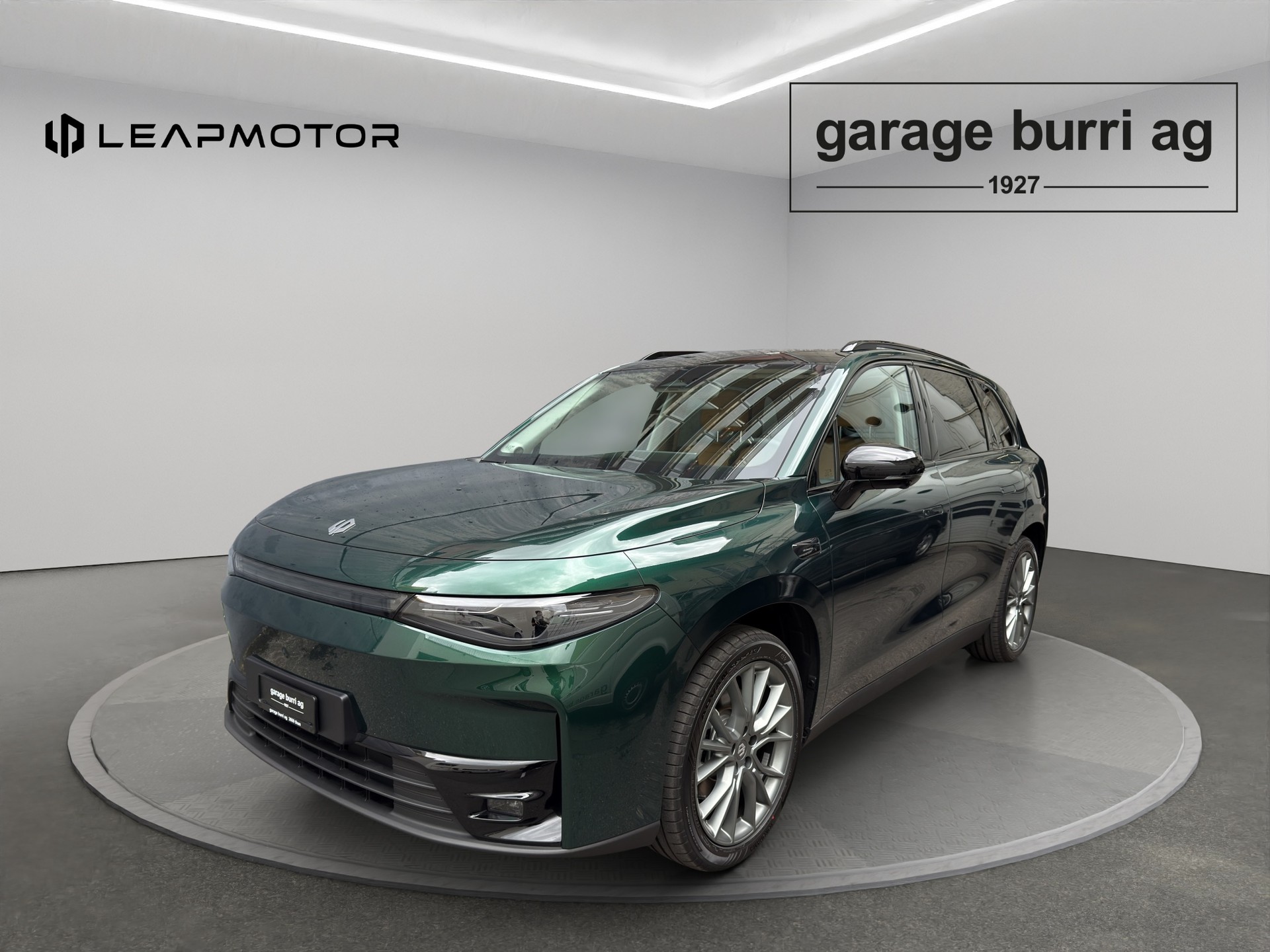 LEAPMOTOR C10 EV AWD-image-0