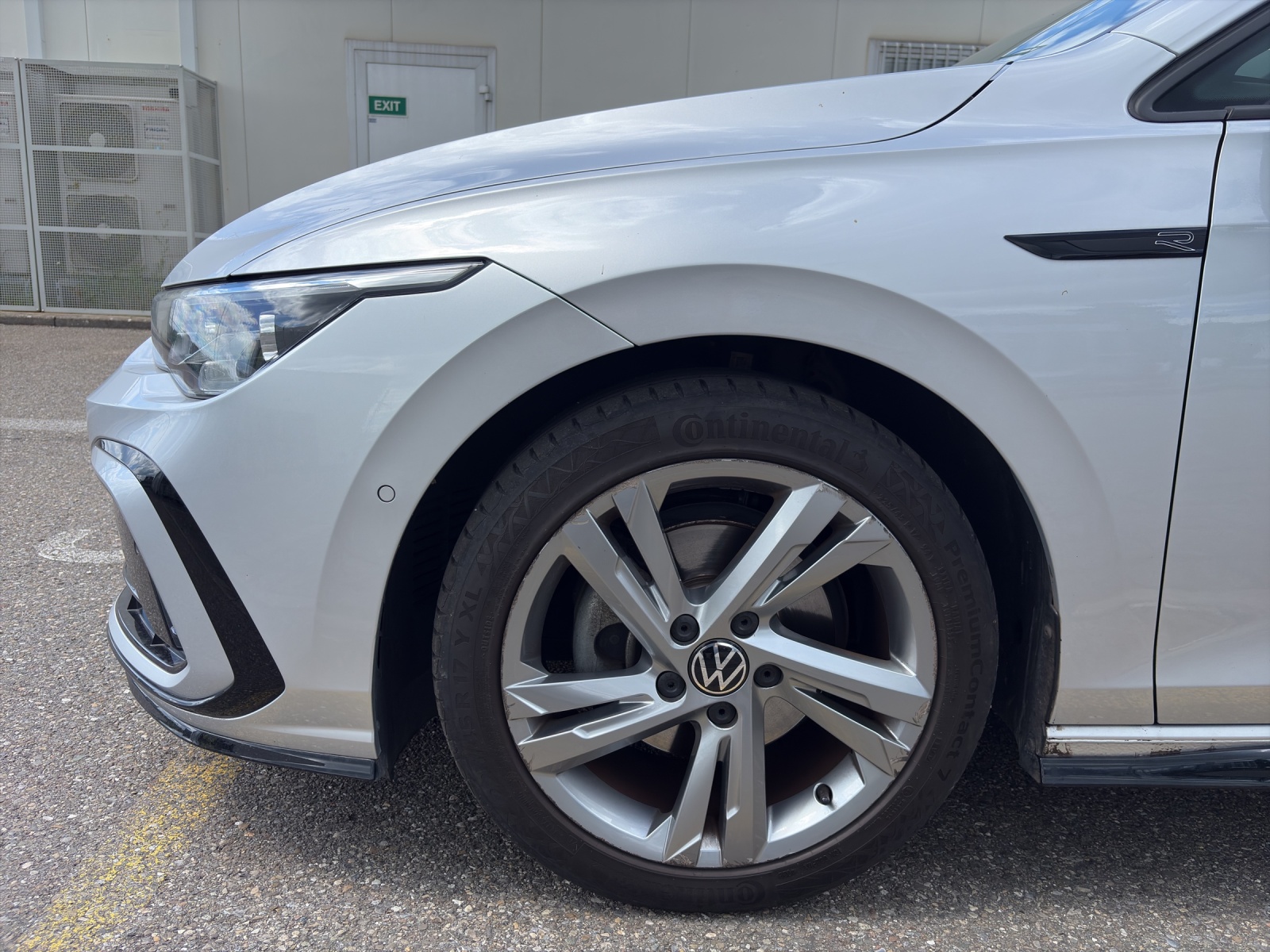 VW Golf VIII 1.5 eTSI R-Line DSG (netto)-image-13
