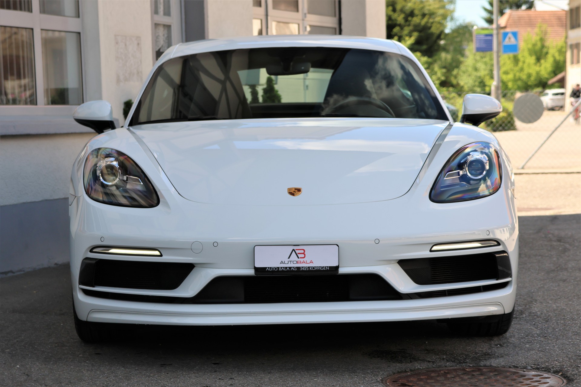 PORSCHE 718 Cayman 2.0 PDK (CH)-image-1