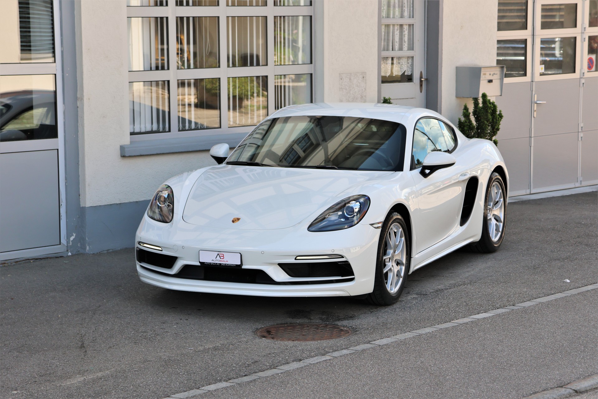 PORSCHE 718 Cayman 2.0 PDK (CH)-image-0