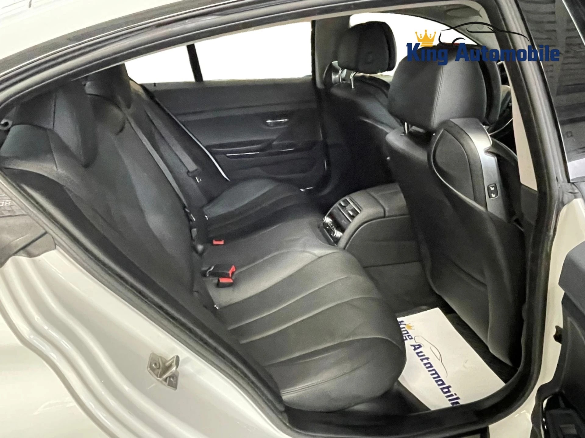 BMW 650i Gran Coupé xDrive | CH-Auto | Ab MFK 01.2025 | Pano Dach | Navi | Leder-image-9