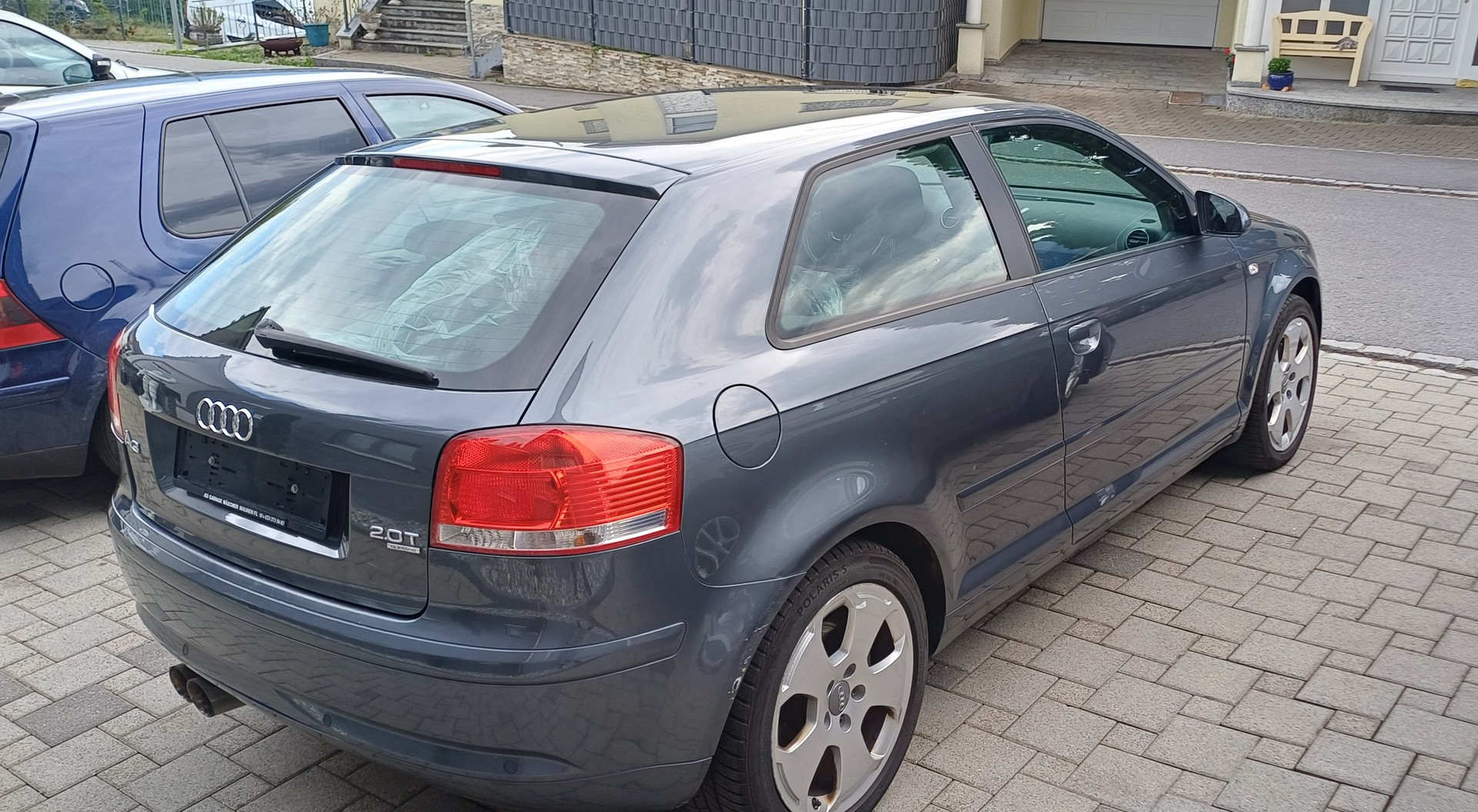 AUDI A3 Sportback 2.0 Turbo FSI Ambiente quattro-image-2