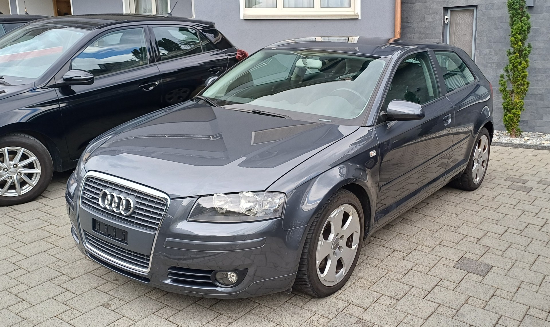 AUDI A3 Sportback 2.0 Turbo FSI Ambiente quattro-image-5