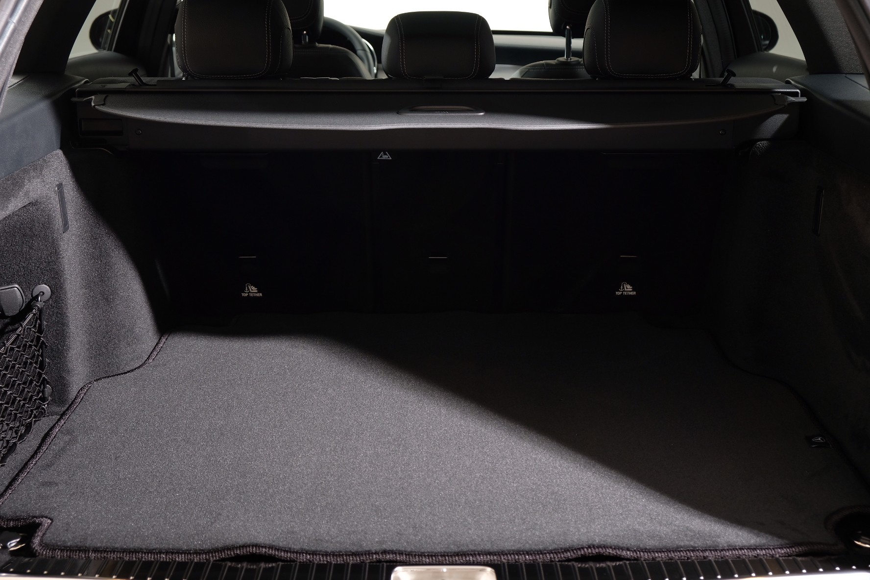 MERCEDES-BENZ C 220 d Swiss Star AMG Line 4M 9G-Tronic-image-11
