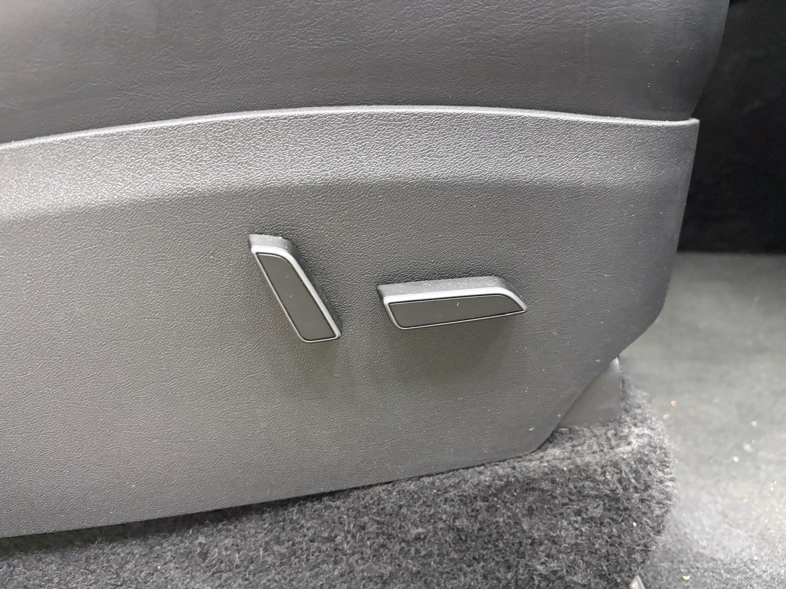 TESLA Model Y RWD-image-13