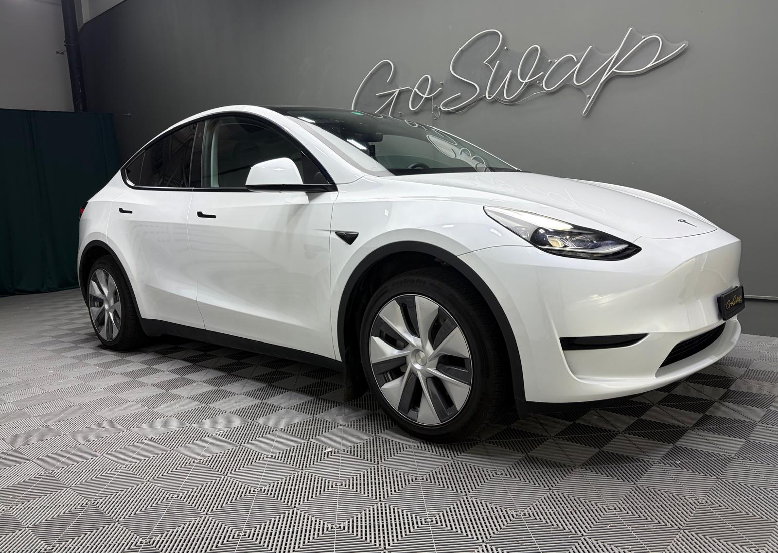 TESLA Model Y RWD