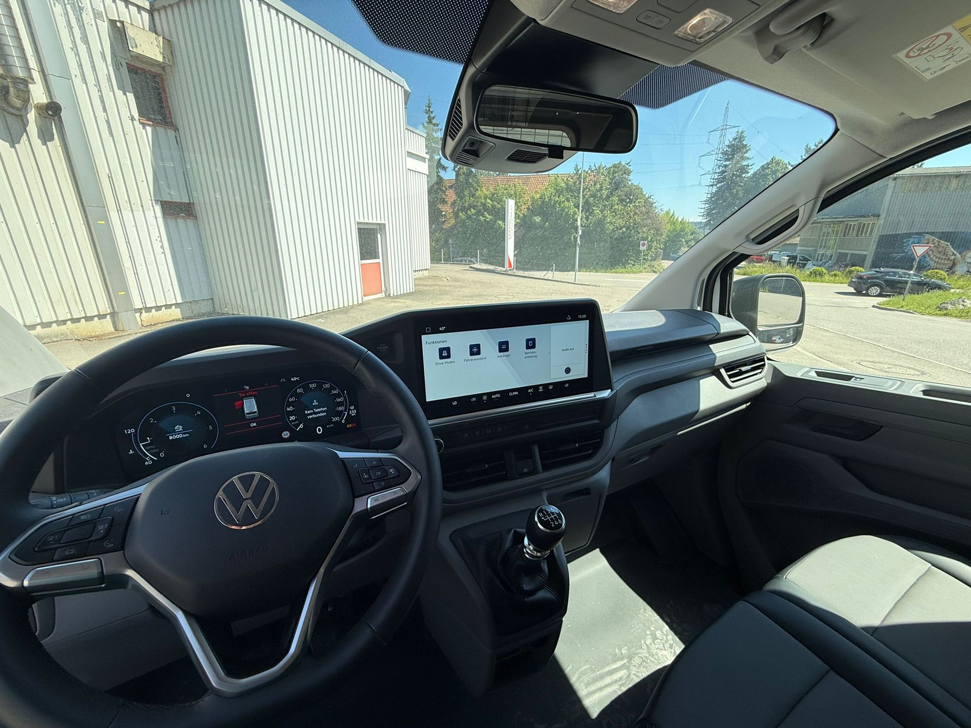 VW Transporter 2.0 TDI Edition Lang-image-7