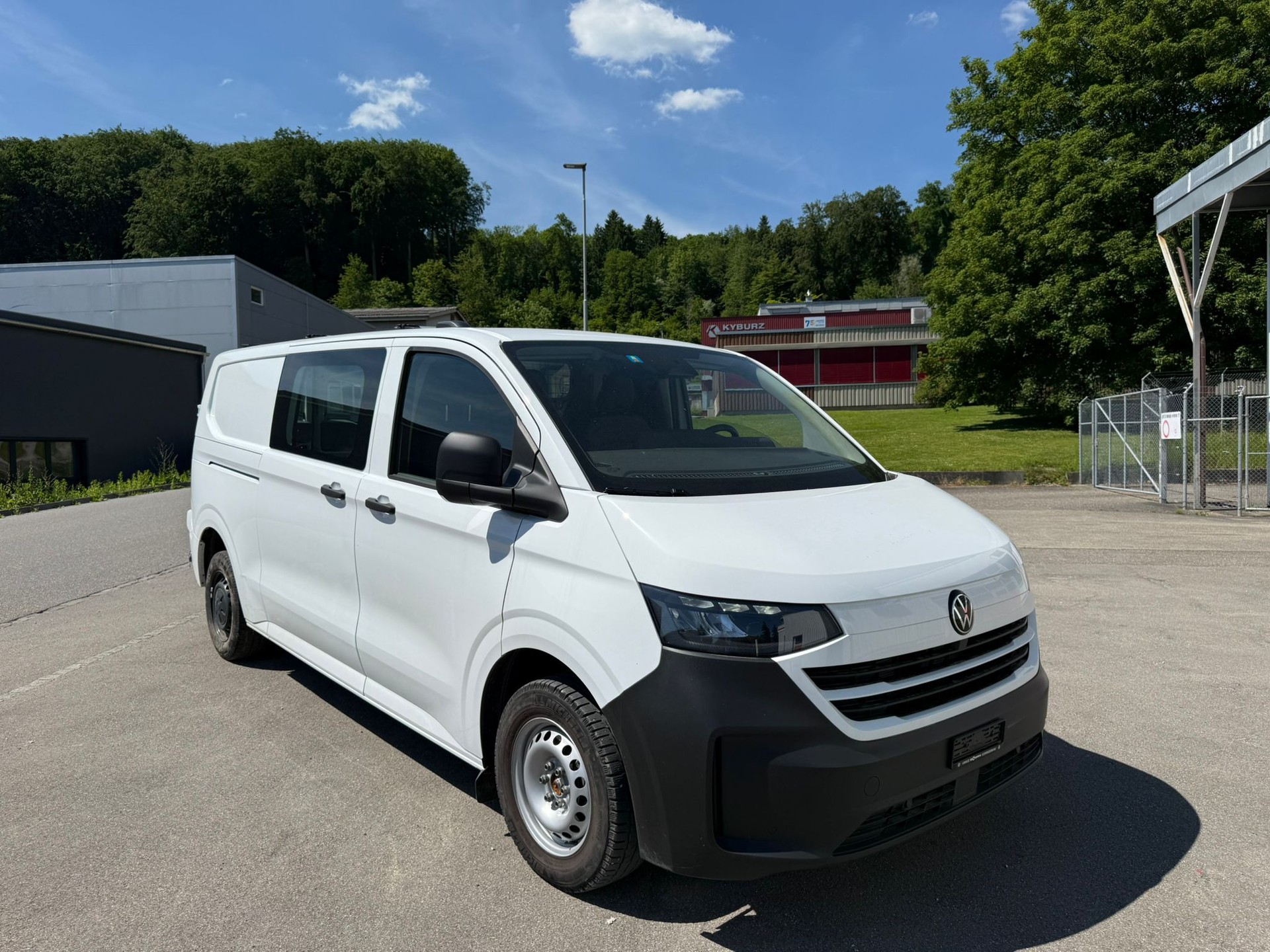 VW Transporter 2.0 TDI Edition Lang-image-0