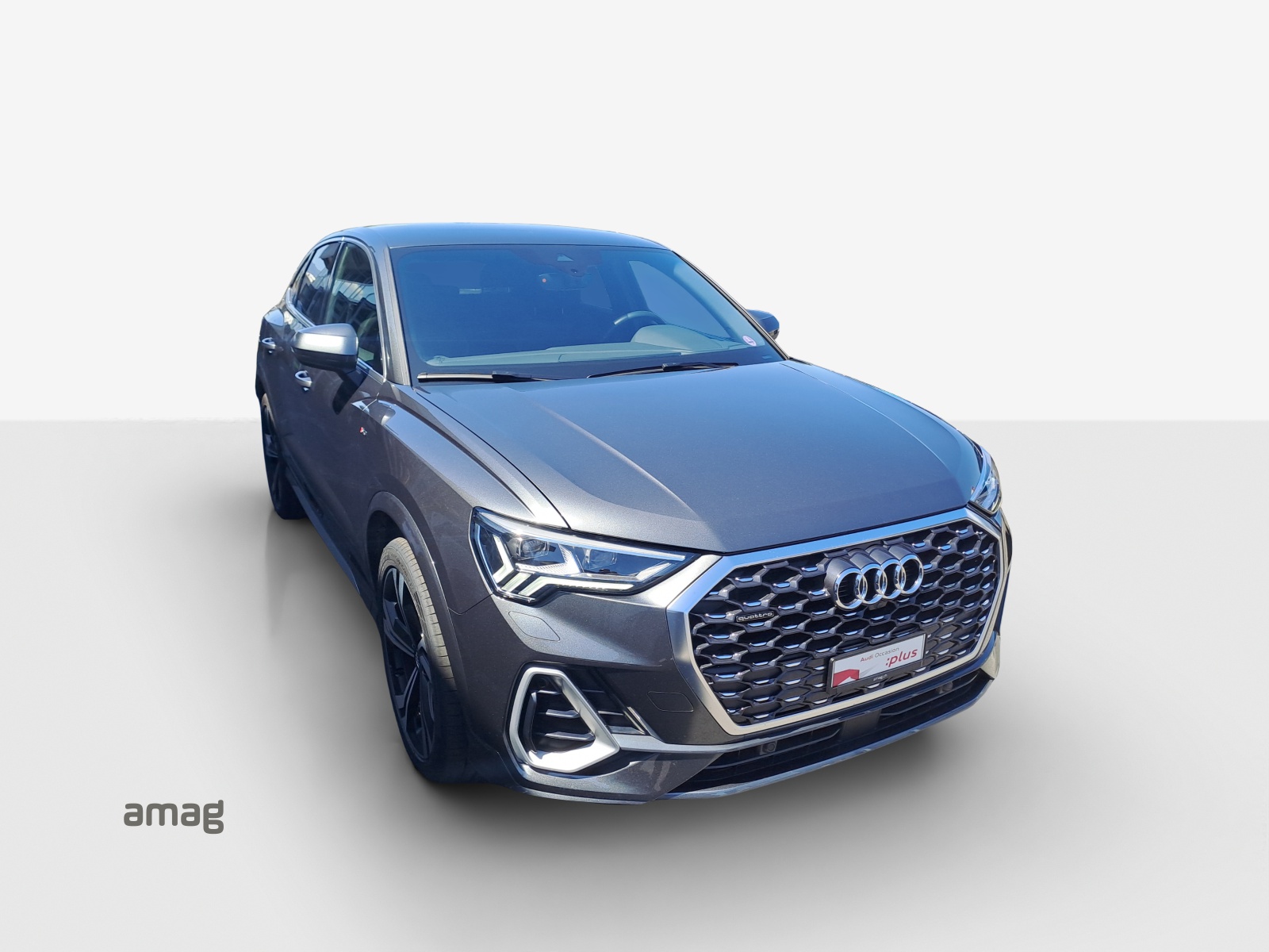 AUDI Q3 Sportback 40 TFSI S line quattro S-tronic-image-15