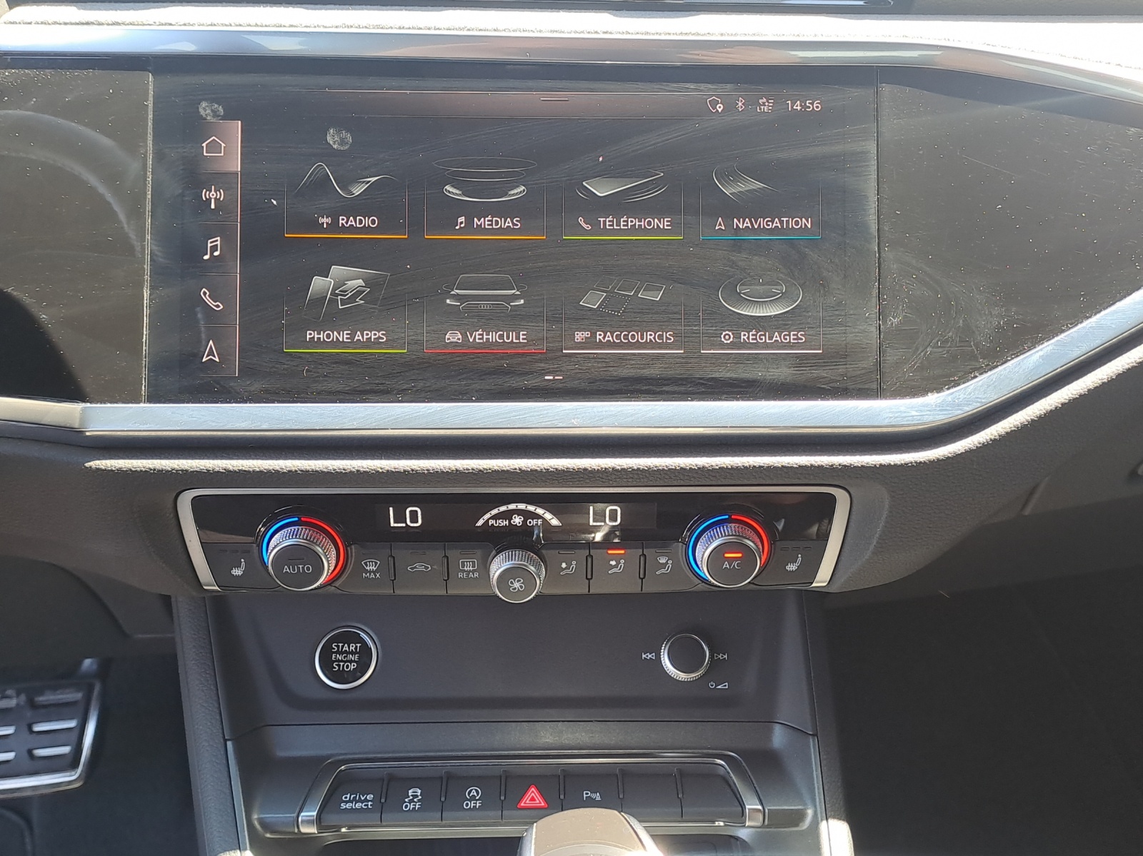 AUDI Q3 Sportback 40 TFSI S line quattro S-tronic-image-10